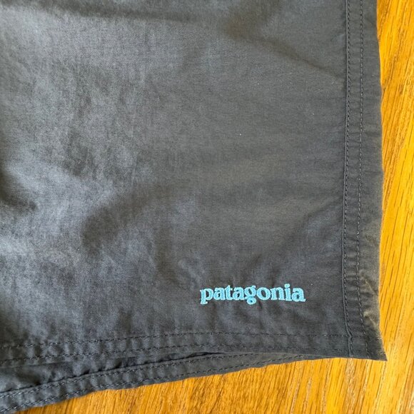 PATAGONIA Wavefarer Board Shorts Mens 31 Gray Swim Trunks Unlined Boardshorts - Picture 5 of 7